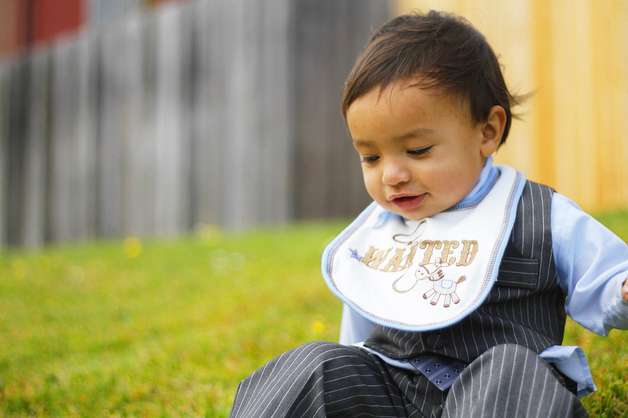 孕妈供卵生的宝宝睡觉喂奶好不好（孕妈供卵生的宝宝睡觉时喂奶）